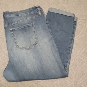 Ava & Viv Boyfriend Crop Size 18W